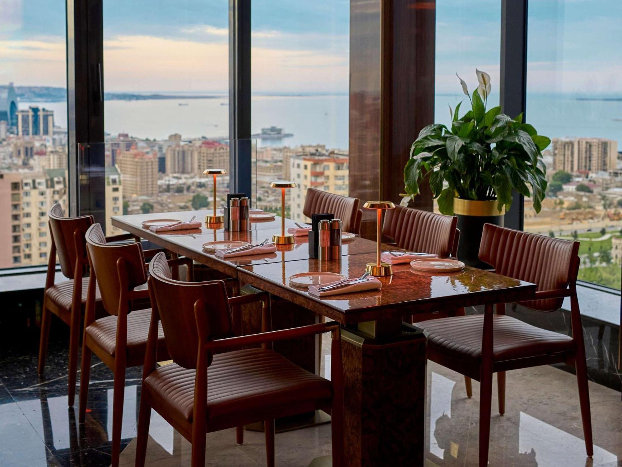 Mercure Baku City Exterior photo